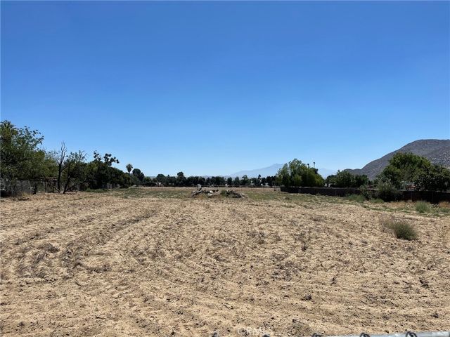 1 Pablo Rd, Moreno Valley