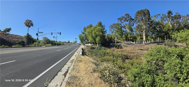 17401 La Sierra, Riverside