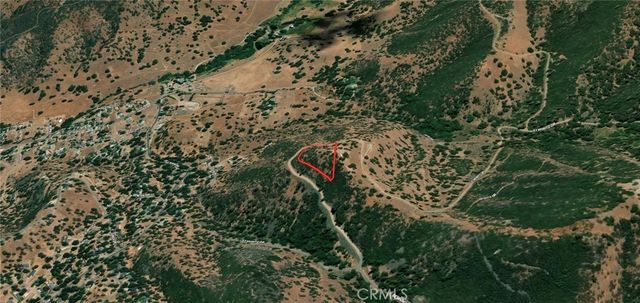 Saint Moritz Way, Tehachapi