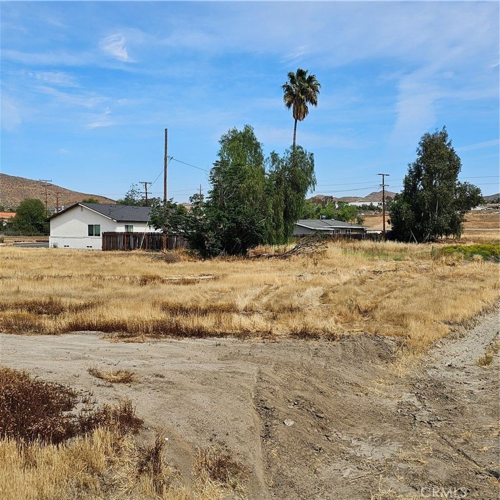 Lake Park Street, Lake Elsinore
