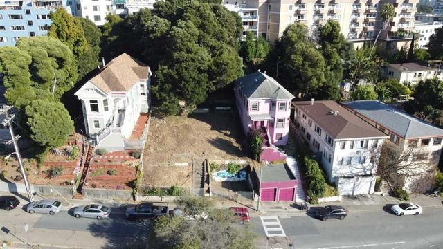 176 Orange St, Oakland