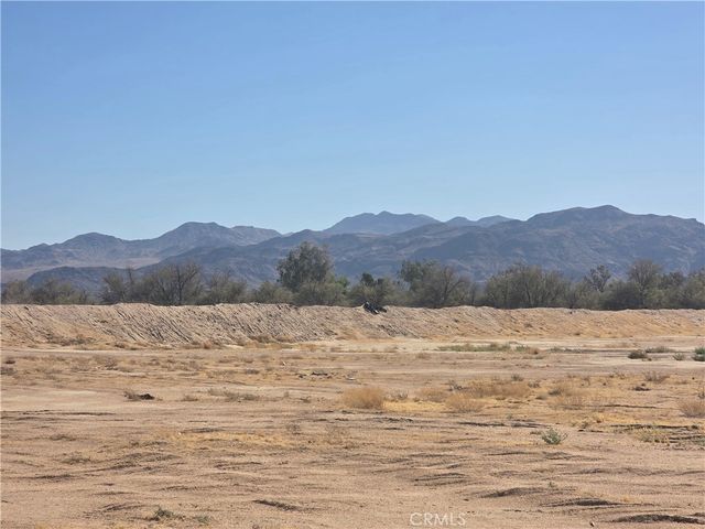 32398 Fort Cady Road, Newberry Springs