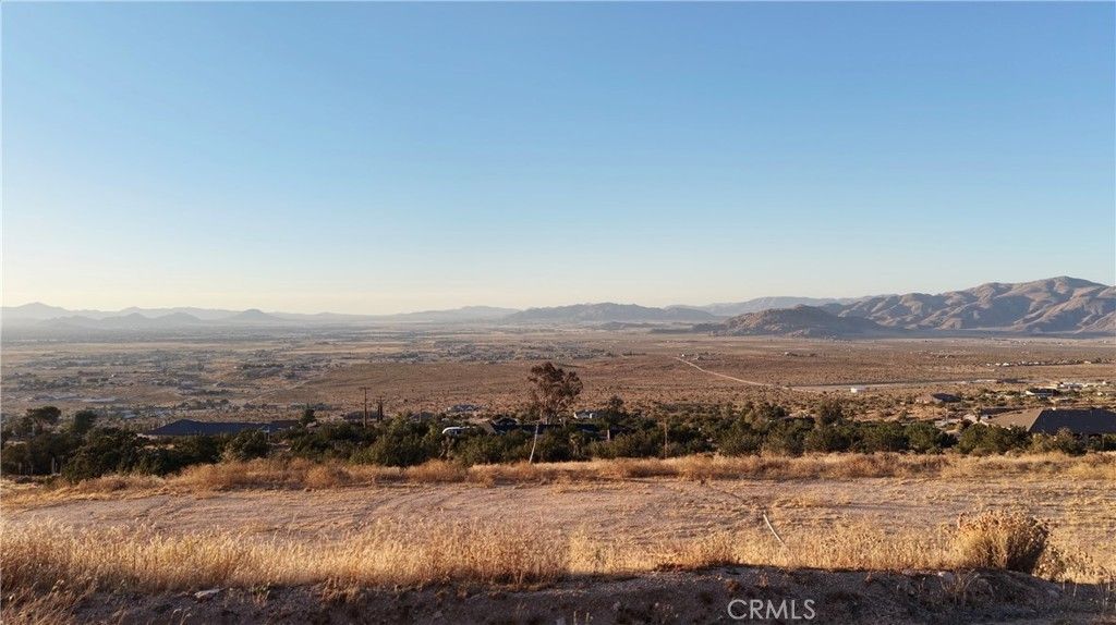 23528 Mountain View, Apple Valley