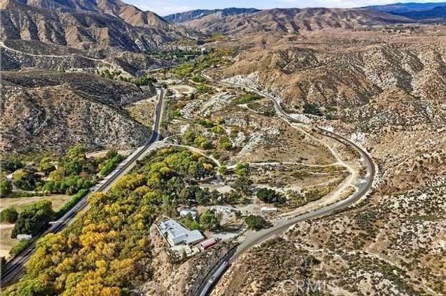 2 Soledad Canyon Road, Acton