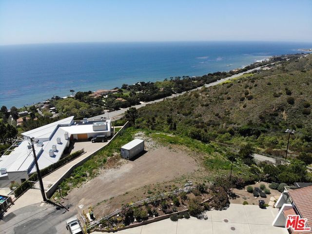32933 Calle De La Burrita, Malibu