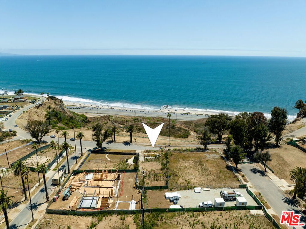15363 Via De Las Olas, Pacific Palisades