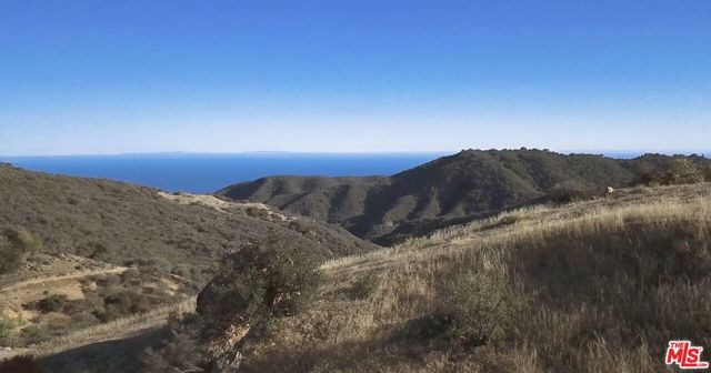 Skyhawk Lane, Topanga