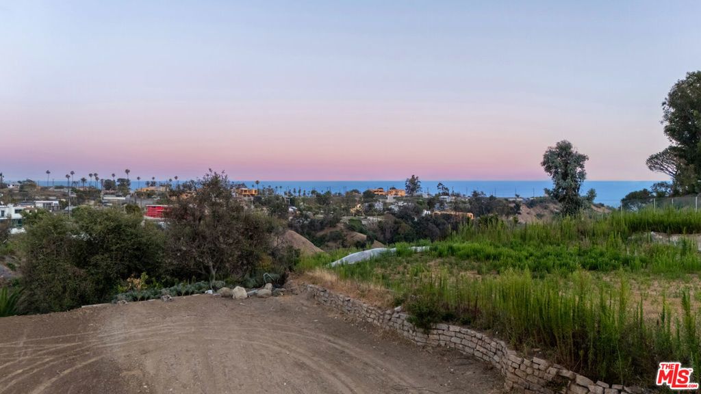 612 Erskine Drive, Pacific Palisades