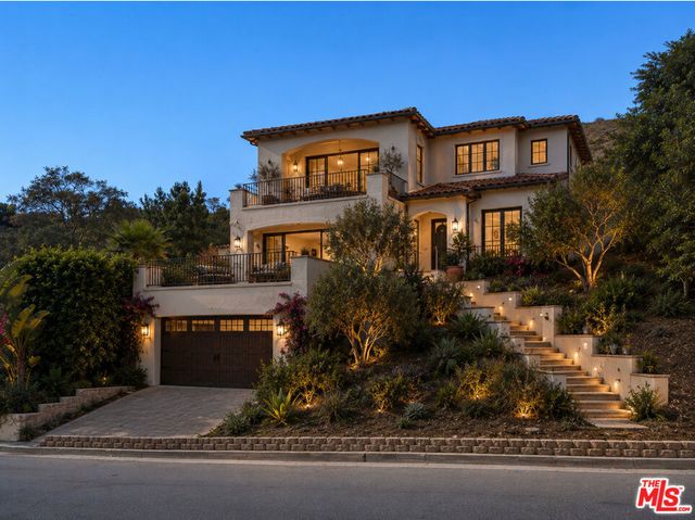 2133 Outpost Drive, Los Angeles