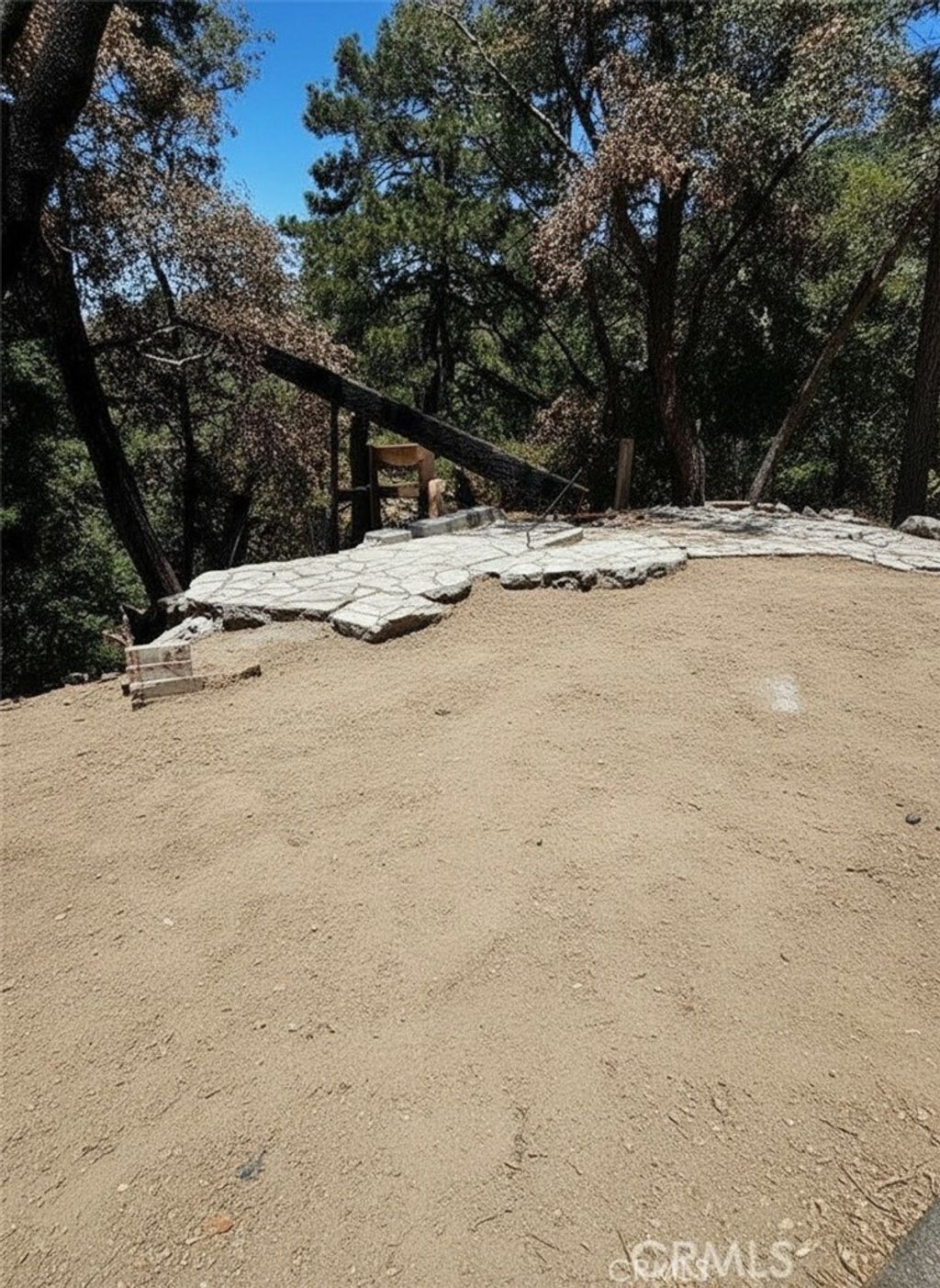 1102 Chateau Drive, Crestline