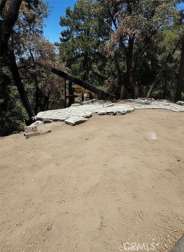 1102 Chateau Drive, Crestline