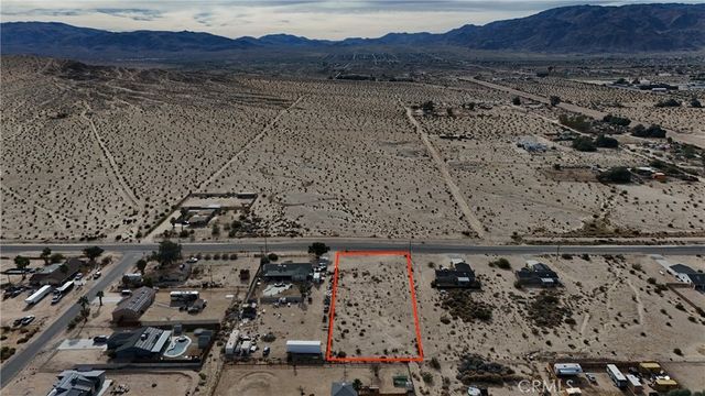 792 Amboy, 29 Palms