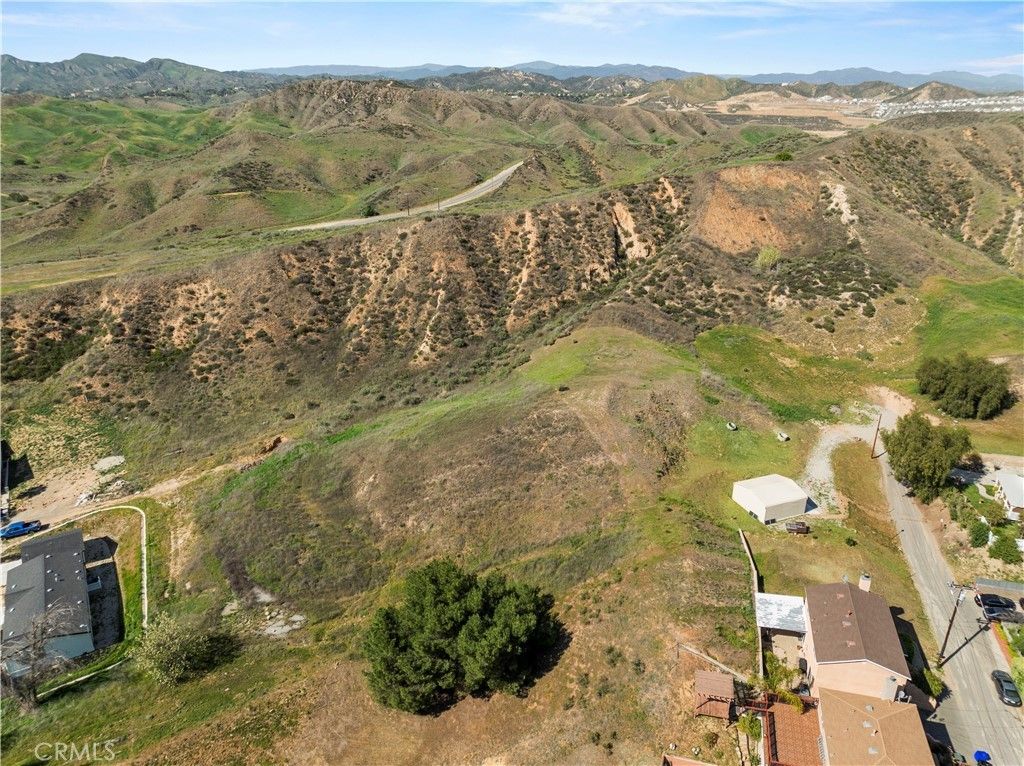 Lomita Dr, Val Verde