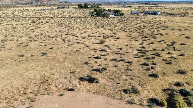2 Little Teepee Road, Apple Valley