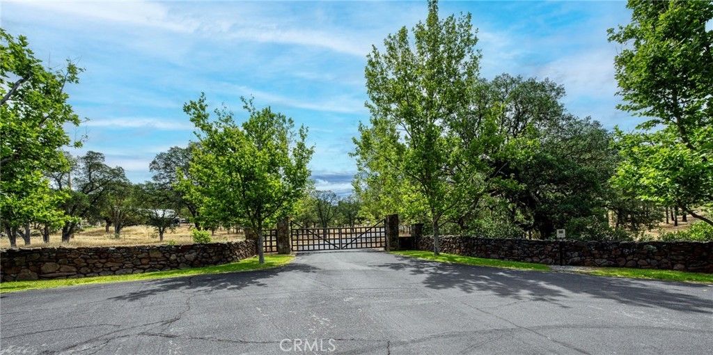21187 Buckeye Court, Middletown