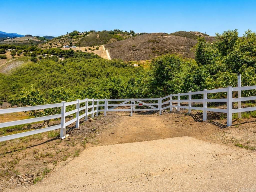 1 Palamino Circle, Temecula