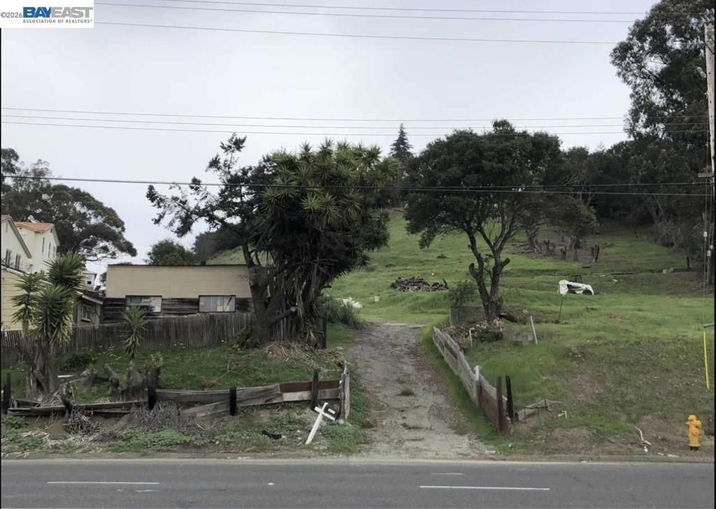 26550 Hayward Blvd, Hayward