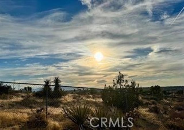Ord View, Apple Valley