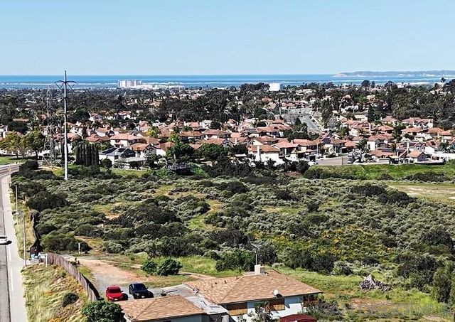 945 E J St., Chula Vista