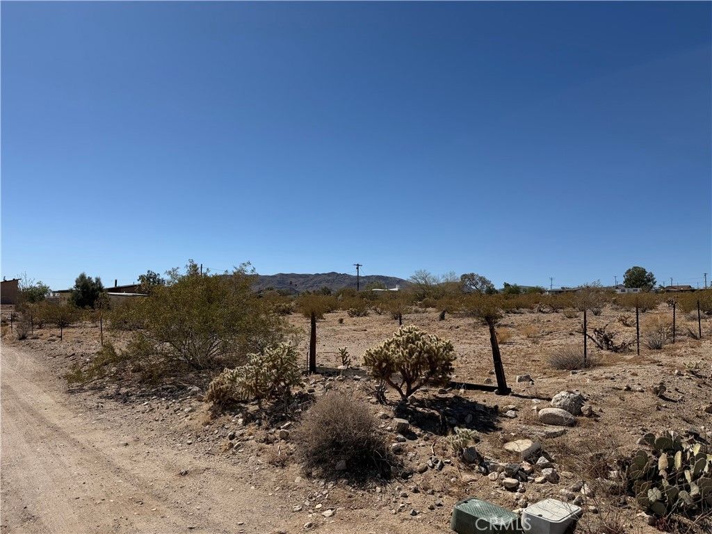 74377 Sunrise, 29 Palms