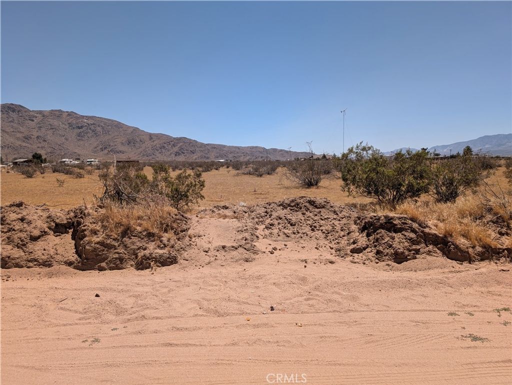 Manzana Parcel #0435-022-15 Drive, Apple Valley