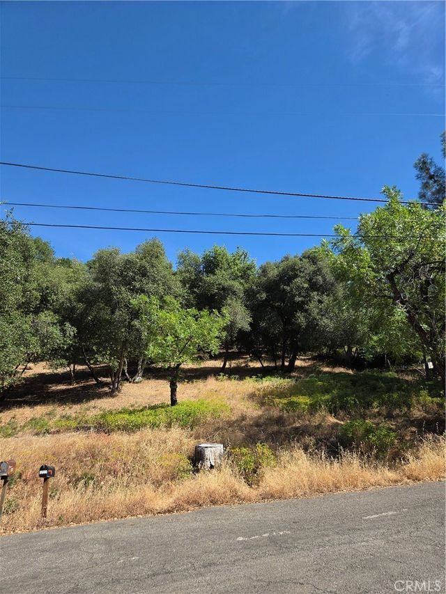 4860 Cascade Way, Kelseyville