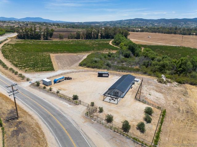 36051 E Benton Rd, Temecula