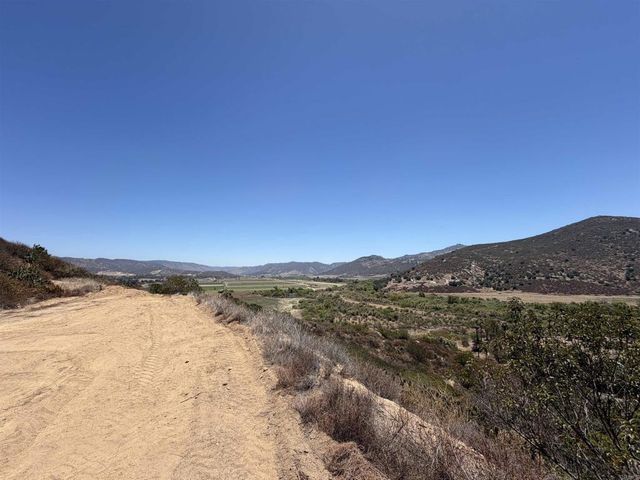 San Pasqual Road, Escondido