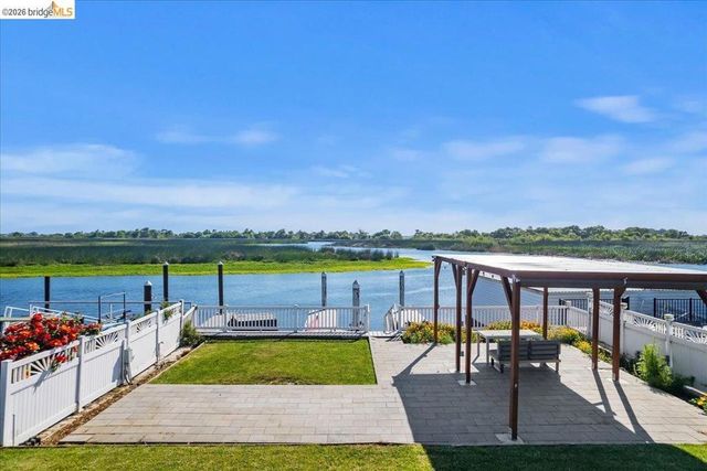 5218 Sandmound Blvd, Oakley