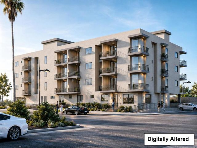 5530 La Mirada Avenue, Los Angeles