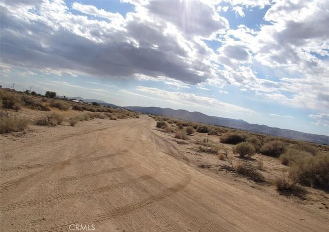 213-328-09-00-8 Bolden Drive, California City