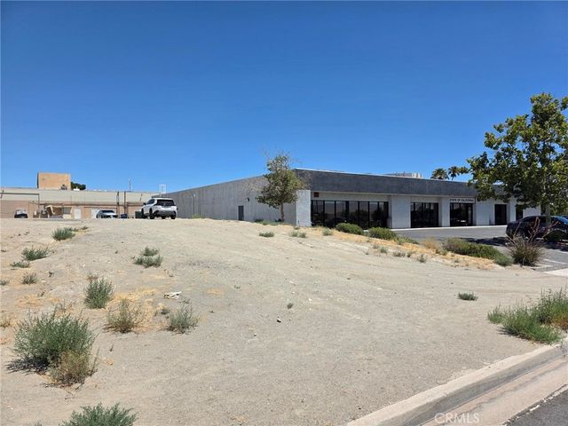 Anacapa, Victorville