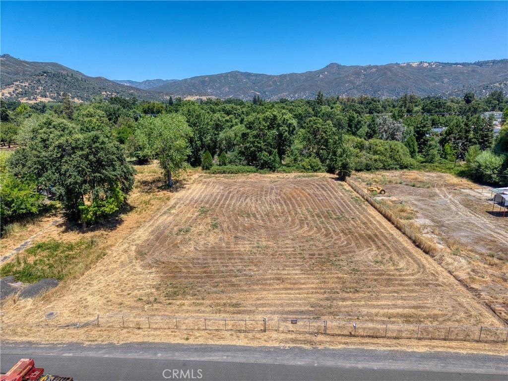 520 E State Highway 20, Upper Lake