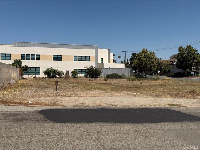 6559 Arlington Avenue, Riverside
