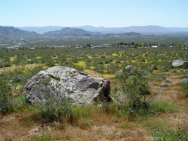 1 Susie Lane, Apple Valley