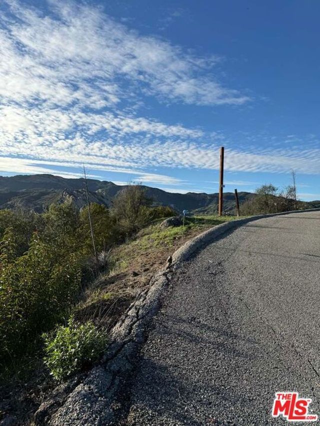 1863 Topanga Skyline Dr, Topanga
