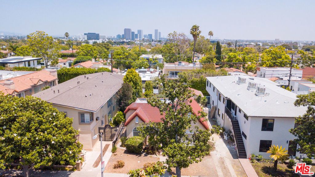 332 S Doheny Drive, Beverly Hills