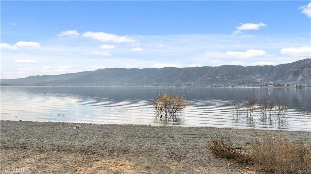 Lakeshore Dr, Lake Elsinore