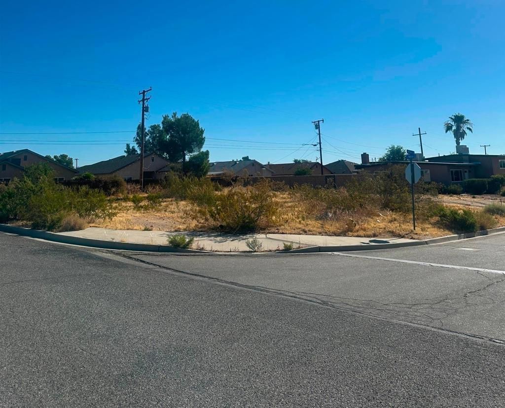 W Willow Ave, Ridgecrest