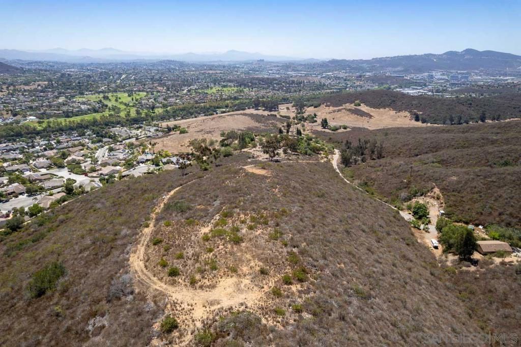 N Twin Oaks Valley Rd, San Marcos