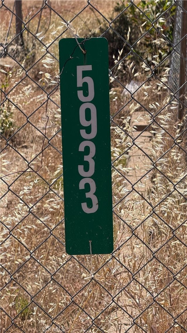 5933 Kibler, Paradise