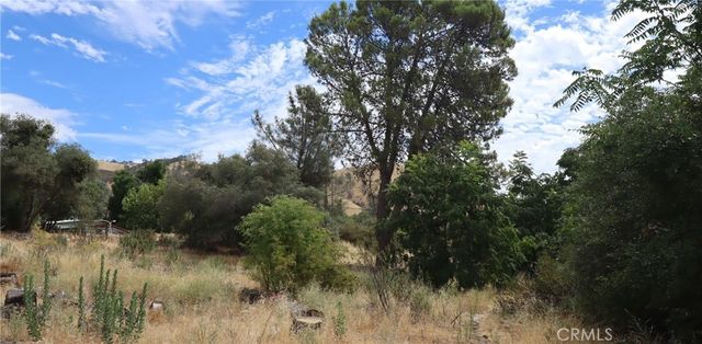 3292 9th Street, Clearlake
