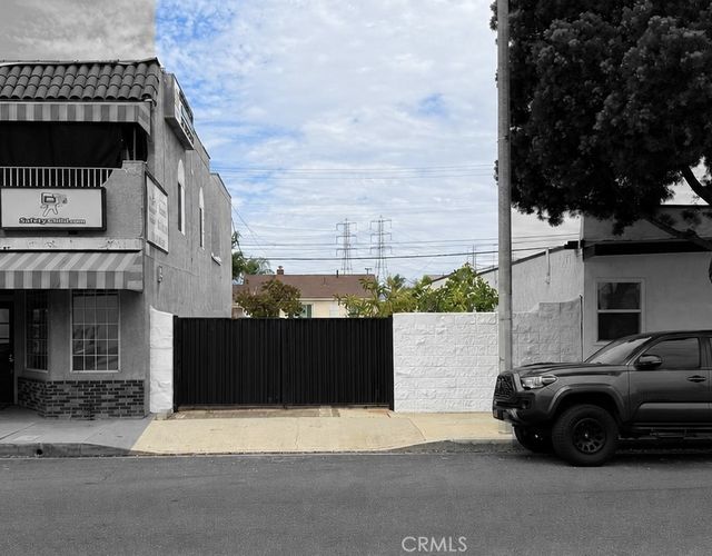 2616 W Beverly Blvd, Montebello