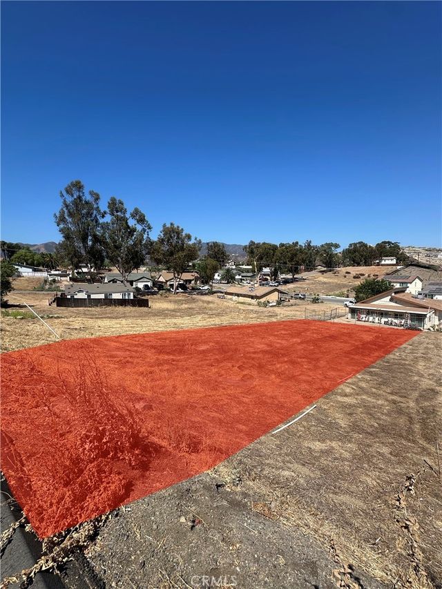 Swan Ave, Lake Elsinore