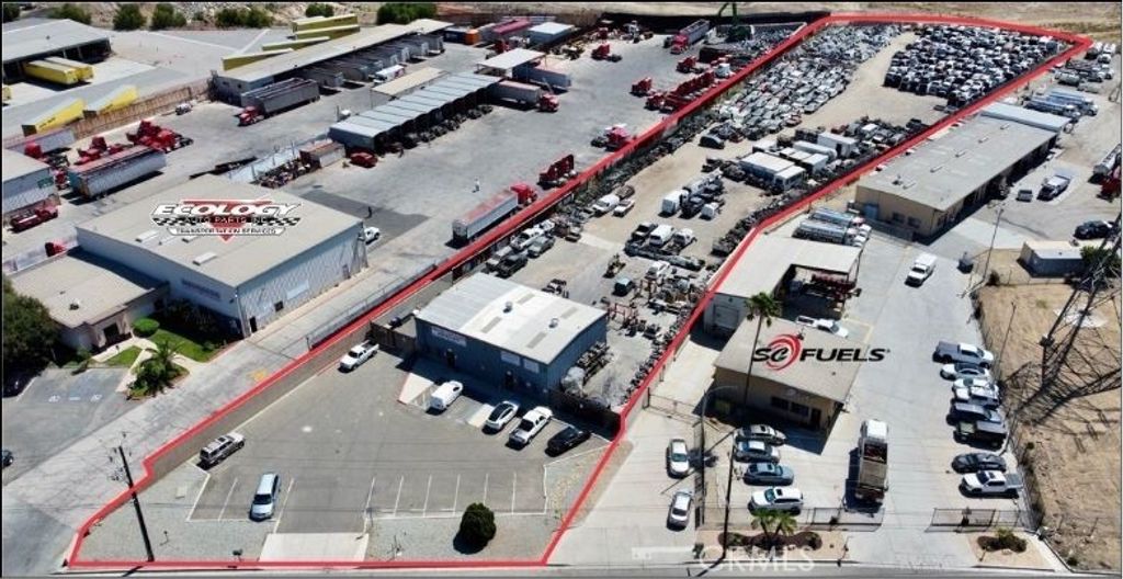 2821 Industrial Drive, Bloomington