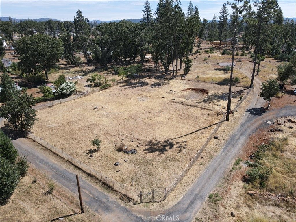 1461 Carroll Lane, Paradise