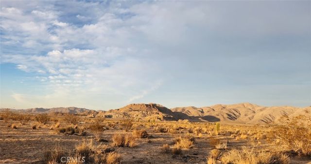 Japatul, Apple Valley