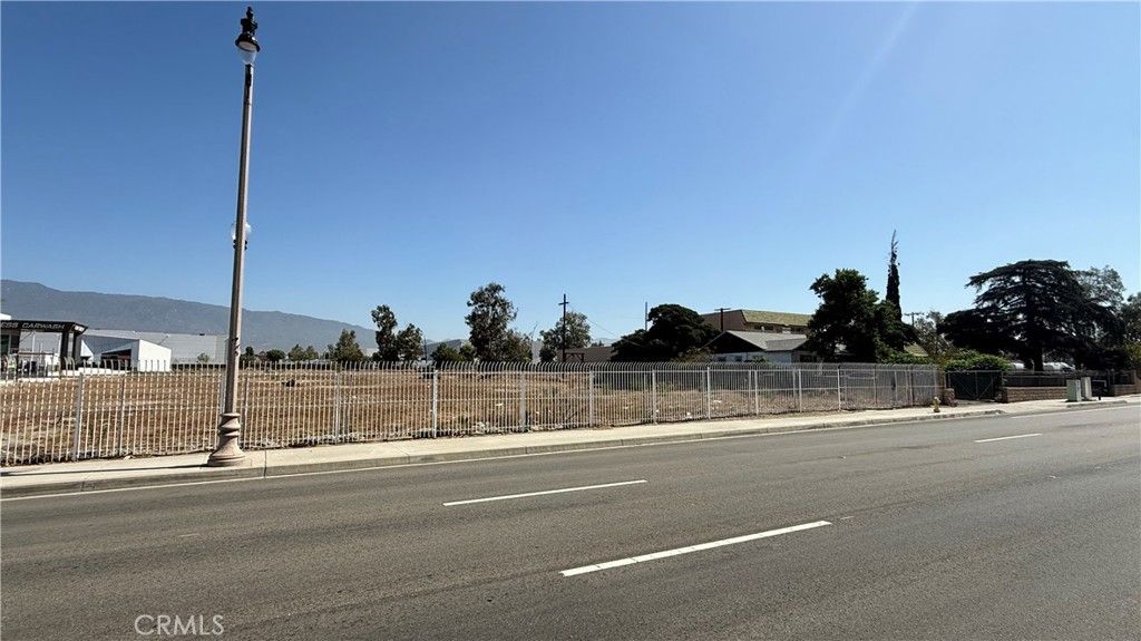 14596 Foothill, Fontana