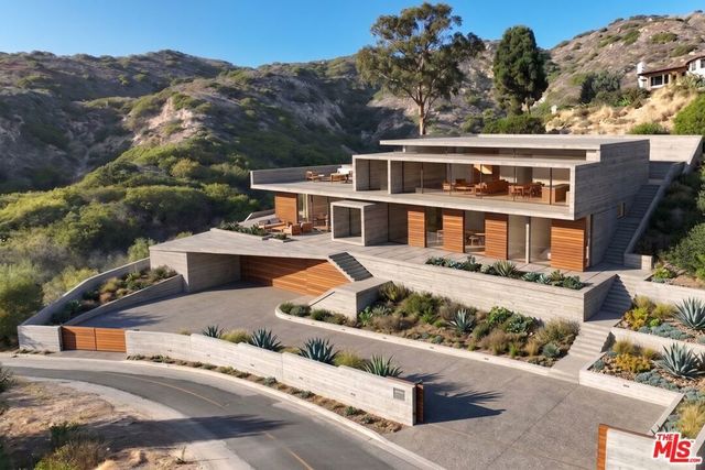 4421 Avenida De La Encinal, Malibu