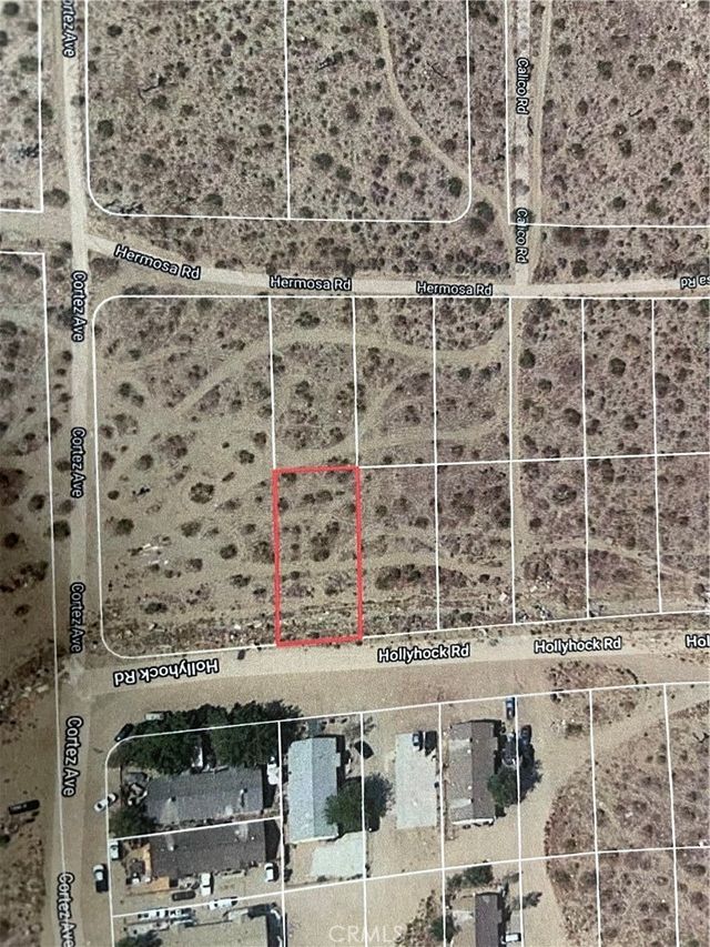 31 Hollyhock Road, Adelanto